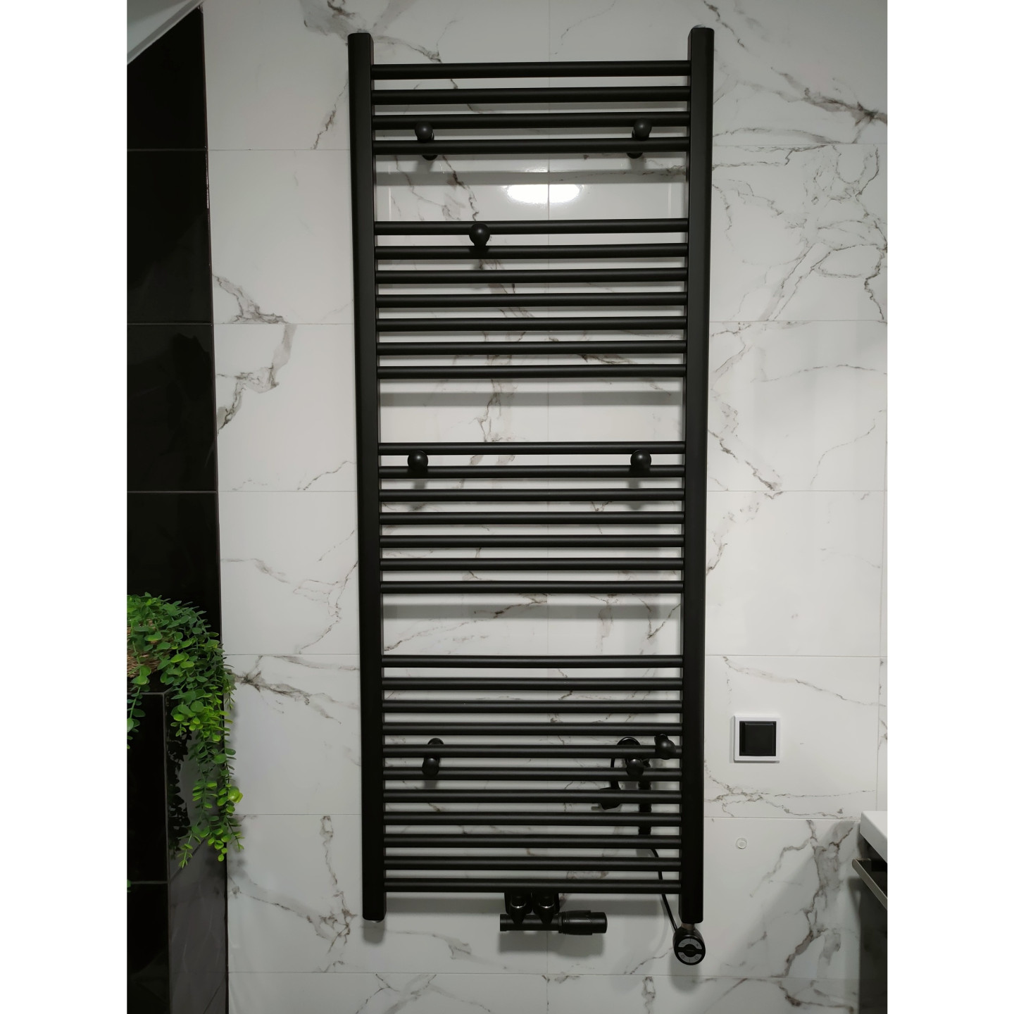 Grzejnik łazienkowy Constans 1500x600 D50 czarny