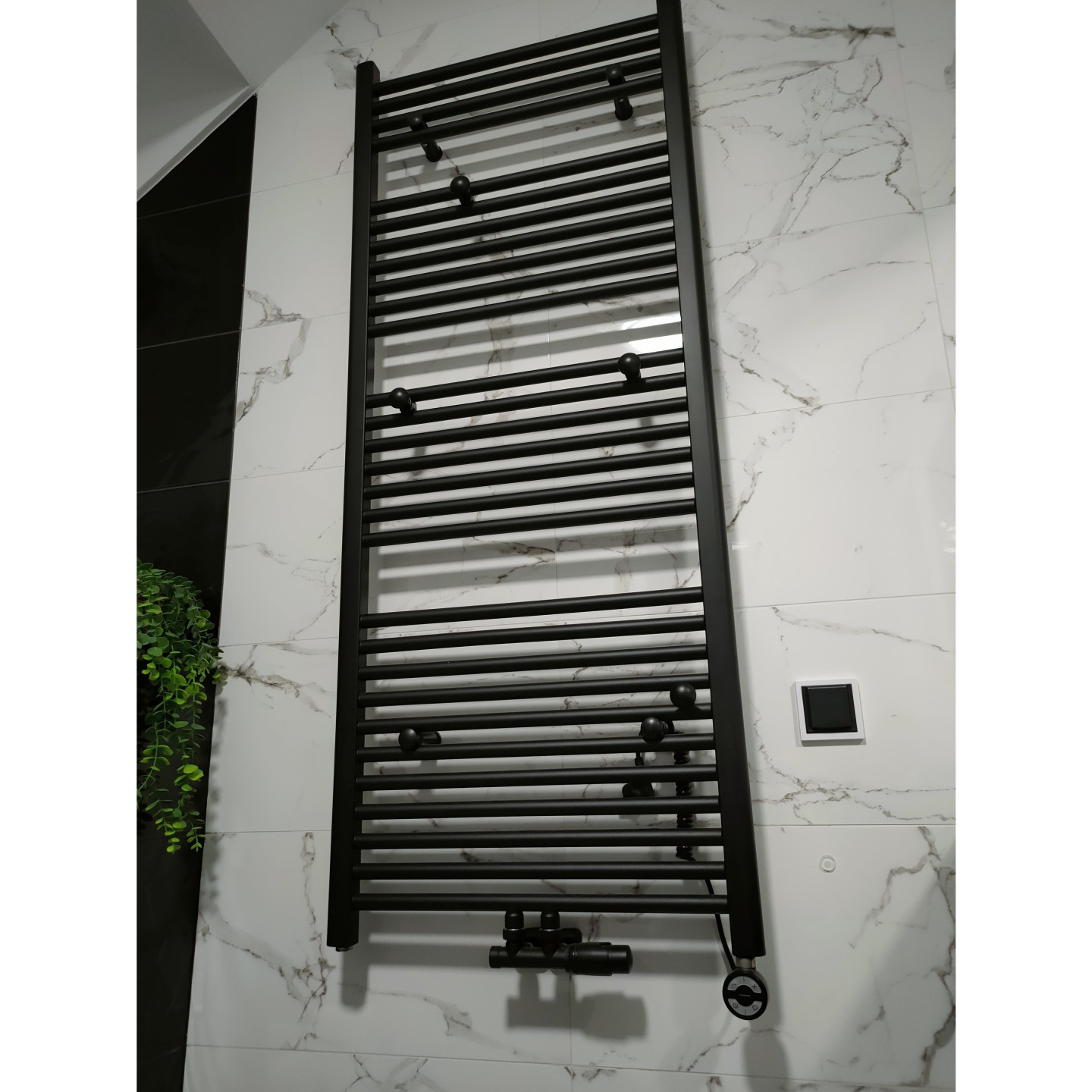 Grzejnik łazienkowy Constans 1500x600 D50 czarny