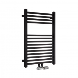 Nowoczesny grzejnik łazienkowy dekoracyjny Essence o wymiarach 70x50cm w kolorze czarnym matowym z podłączeniem dolnym środkowym o rozstawie 50mm oraz z zamontowanym zaworem zespolonym Multiflow chrom, figura kątowa prawa.